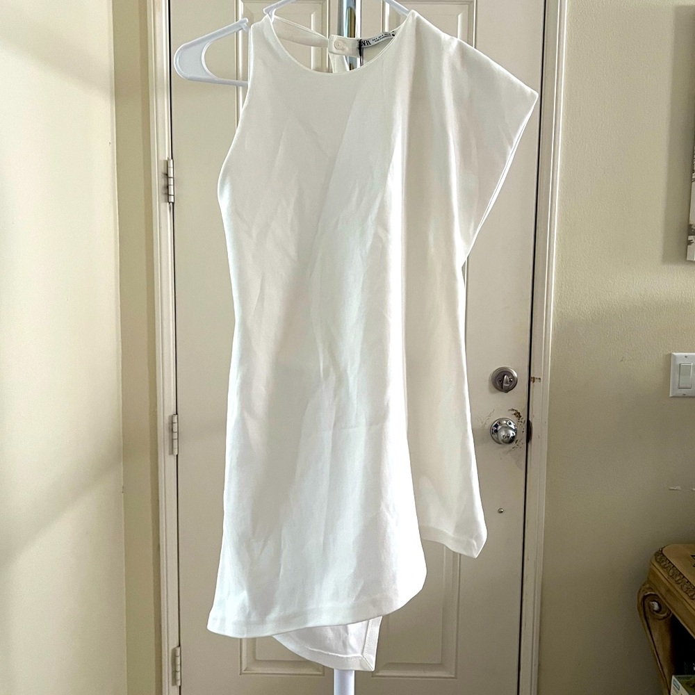 Zara White Asymmetrical One-Shoulder Sheath Dress